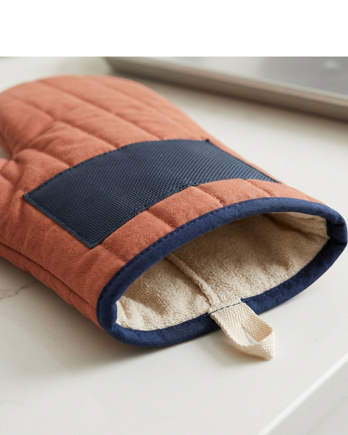 Yapko Double-Ended Casserole Oven Mitt Clay Navy 35 Inch - Detail view